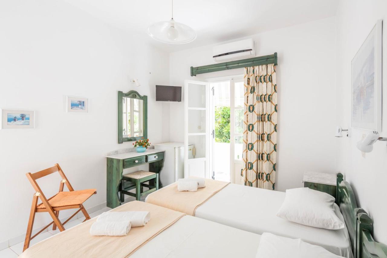 Glaros Hotel Náusza Kültér fotó